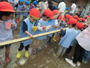 流しそうめん2 画像:流しそうめん2