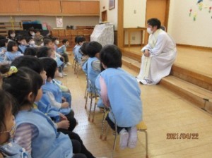 画像：越山司祭様のお話し