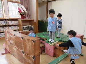 画像：秘密基地を作ろう